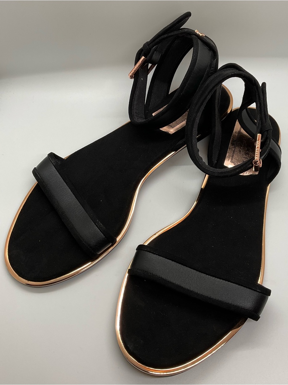 TED BAKER Black Suede Ankle-Strap Flat Sandals with Rose Gold Trim Size 40 sz 9